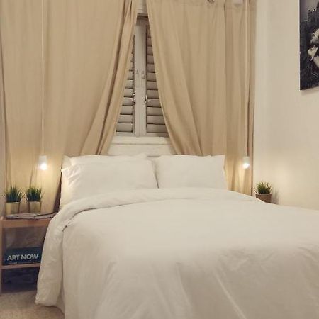 Room In Apartment Rishon Leziyyon Ngoại thất bức ảnh